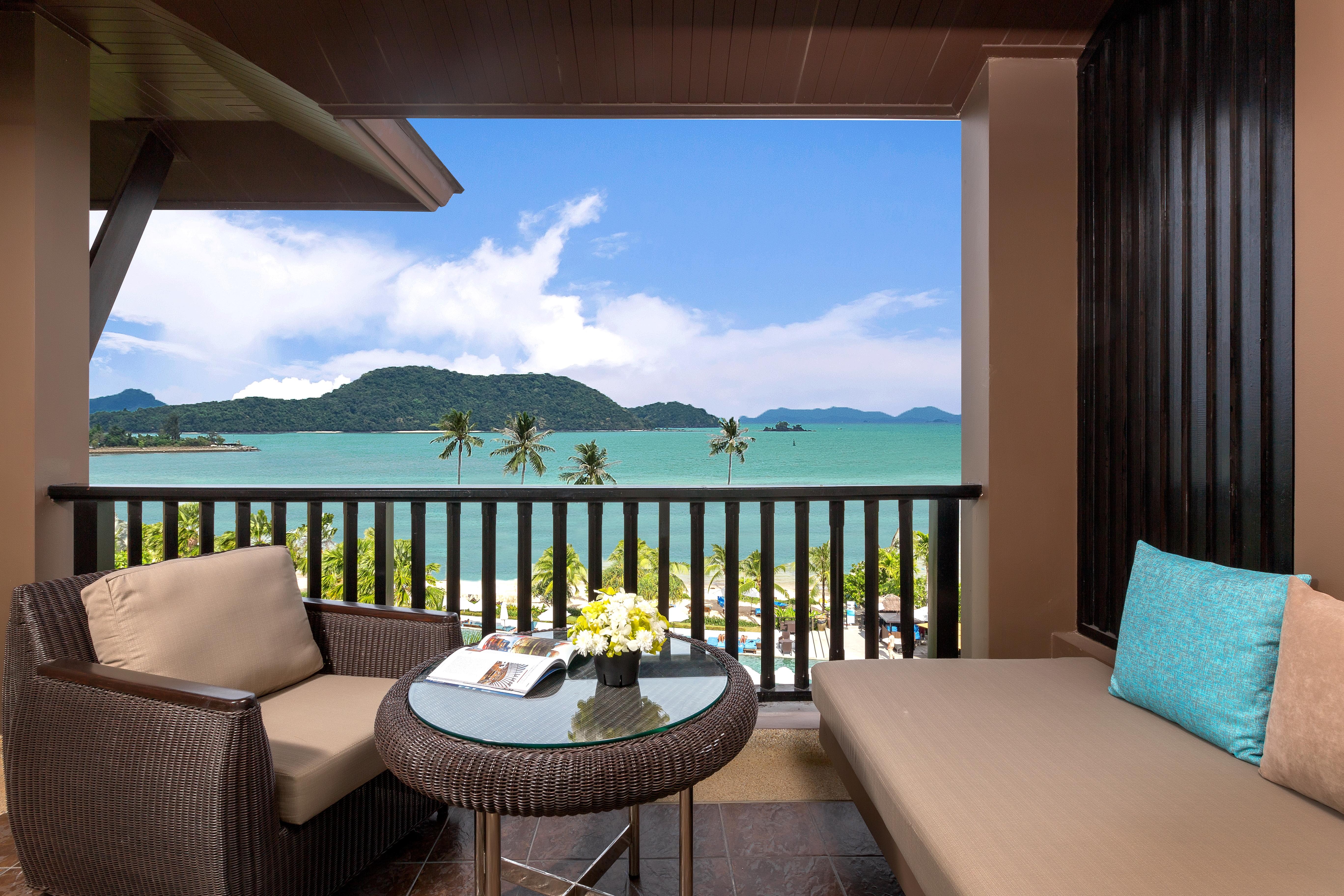 Pullman Phuket Panwa Beach Resort Esterno foto A view of the Andaman Sea from a hotel room at the resort