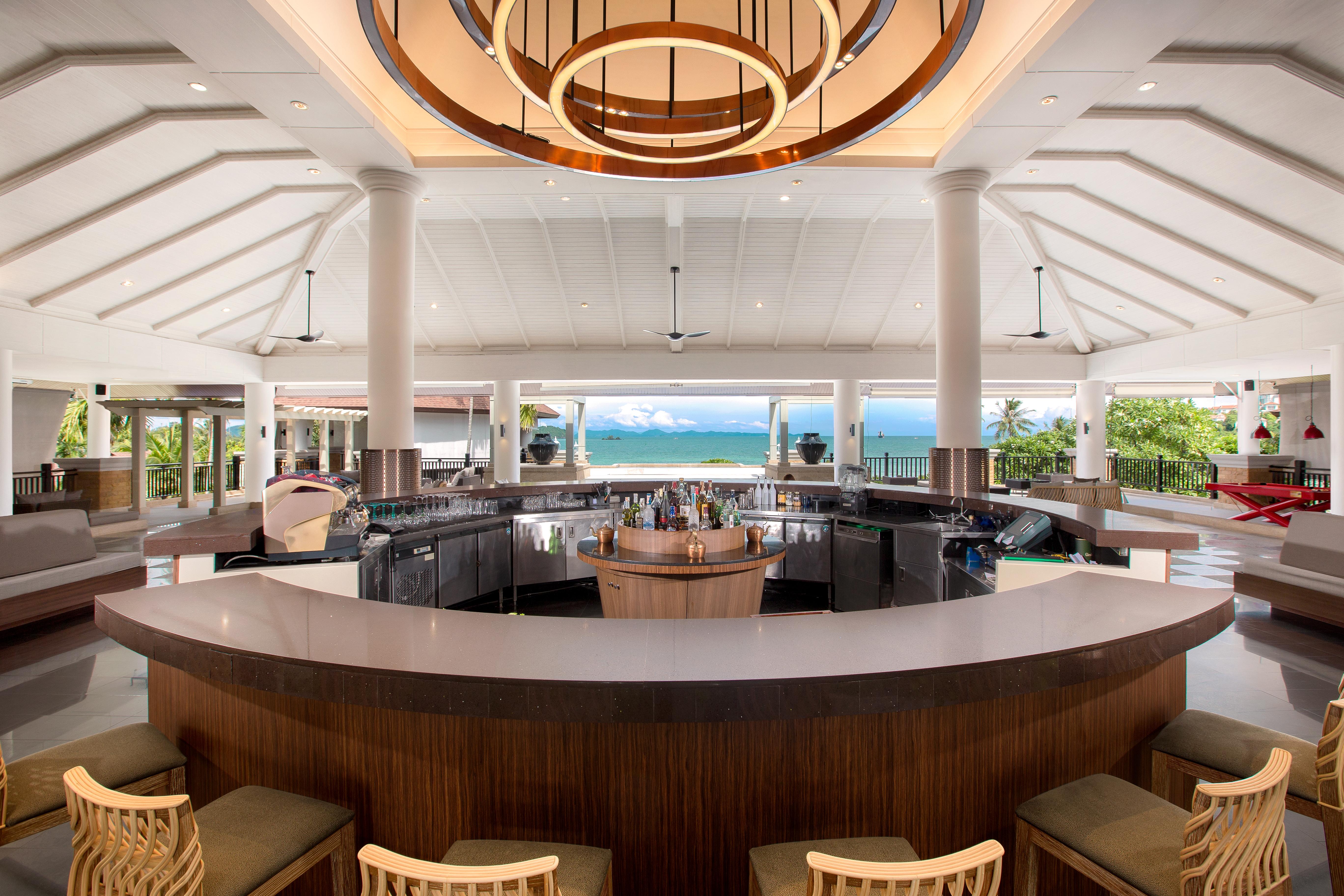 Pullman Phuket Panwa Beach Resort Esterno foto The Beach Bar