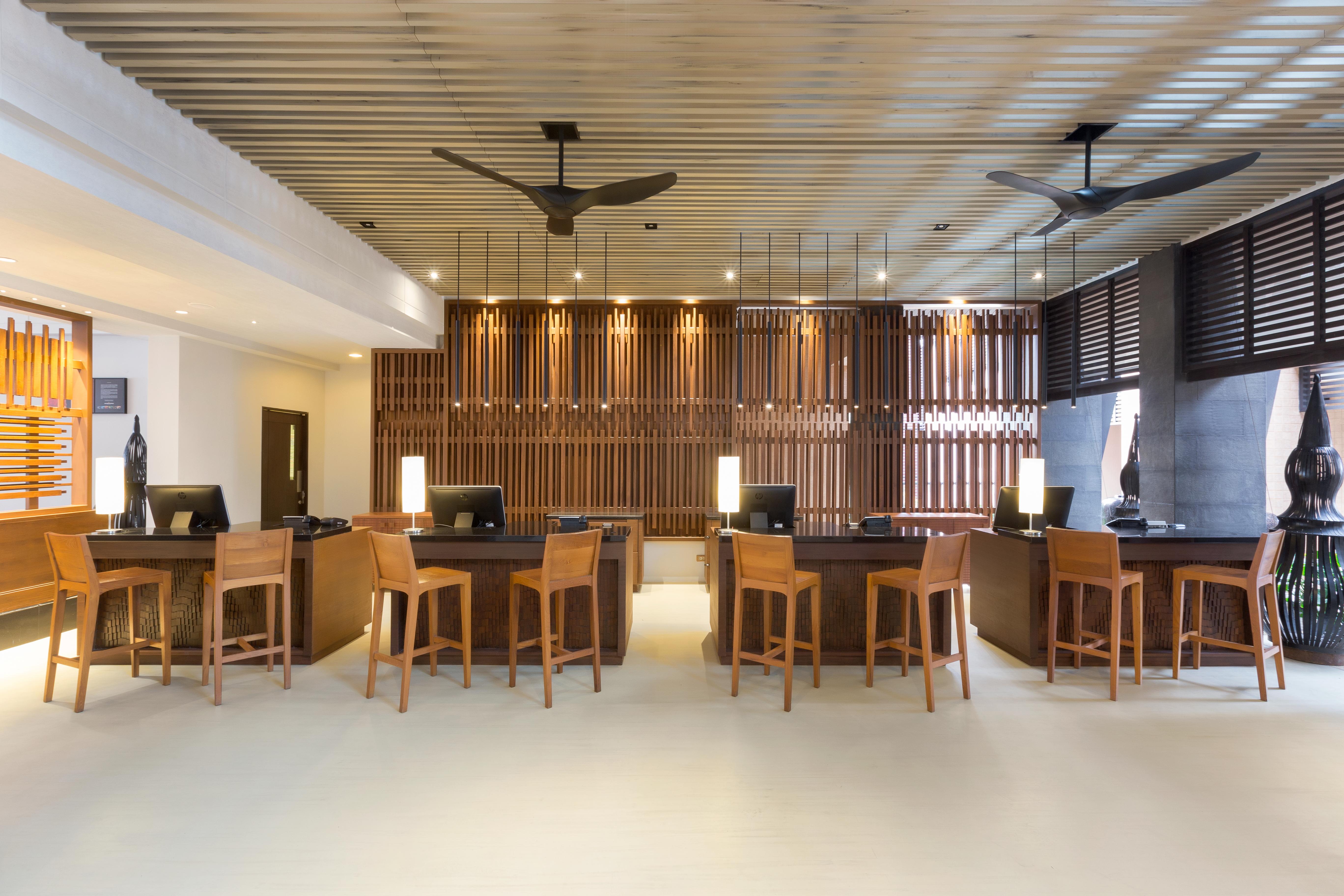 Pullman Phuket Panwa Beach Resort Esterno foto Business Center at the airport