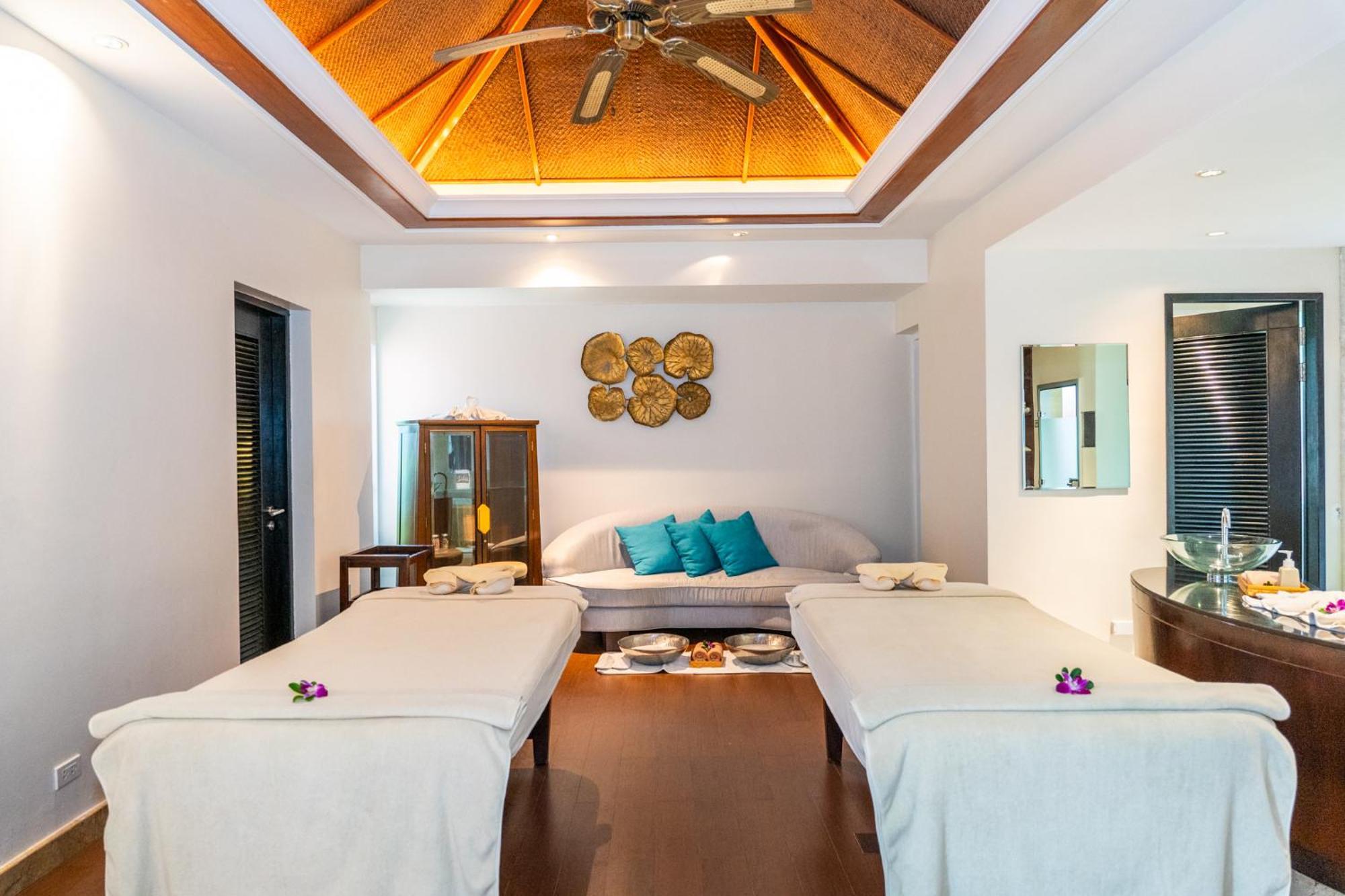 Pullman Phuket Panwa Beach Resort Esterno foto Spa at The Royal