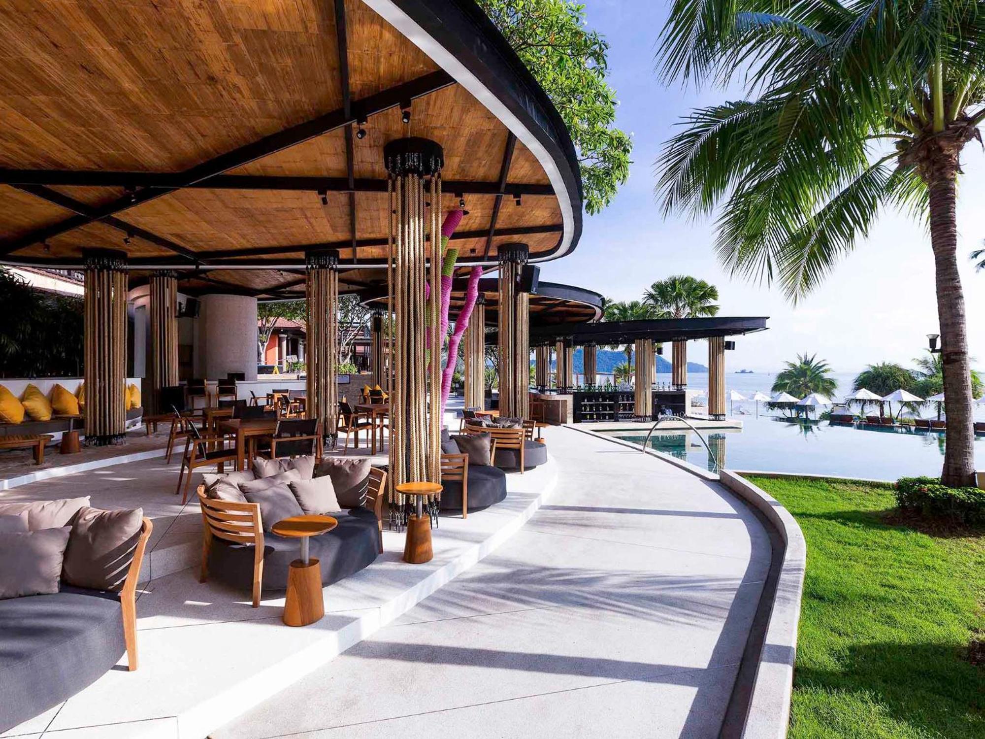 Pullman Phuket Panwa Beach Resort Esterno foto The Deck